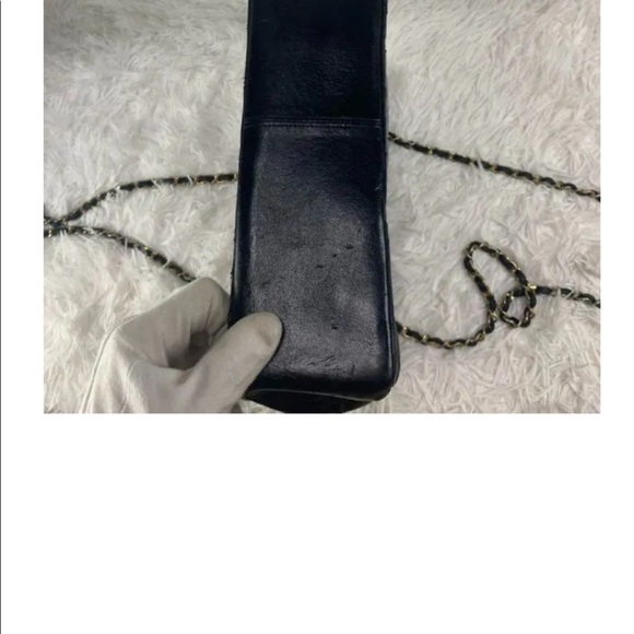 Beautiful Vintage Chanel, large black lamb skin shoulder bag, - Picture 9 of 9